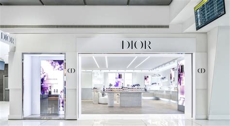 Dior Opens La Collection Privée Stand.